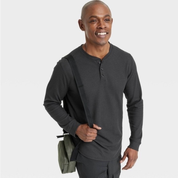 Men's Waffle-Knit Henley Athletic Top - All in
Motion™ Black Onyx - Picture 3 of 6